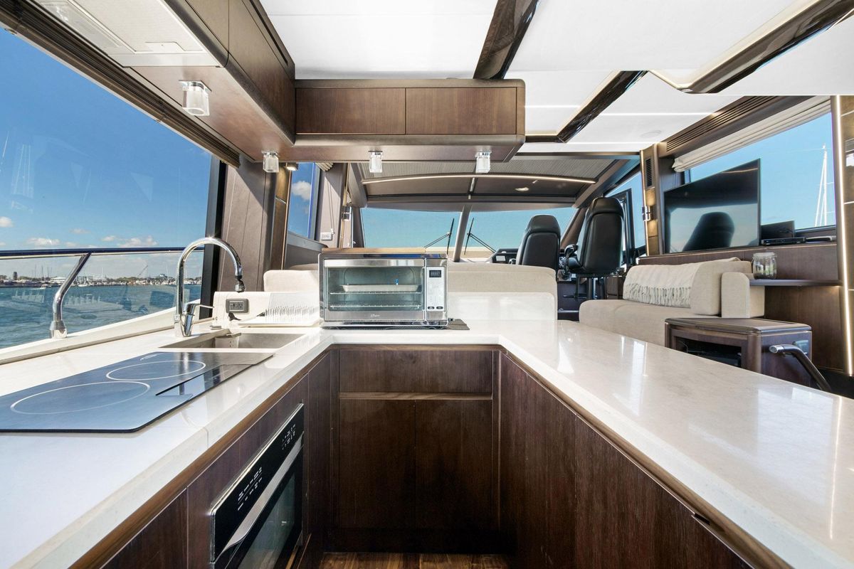2020 Galeon 68 