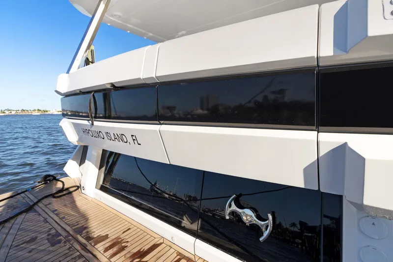 Aquasition Yacht Photos Pics 2020 Galeon 680 Fly yacht docked at HipoLino Island, FL, with sleek design.