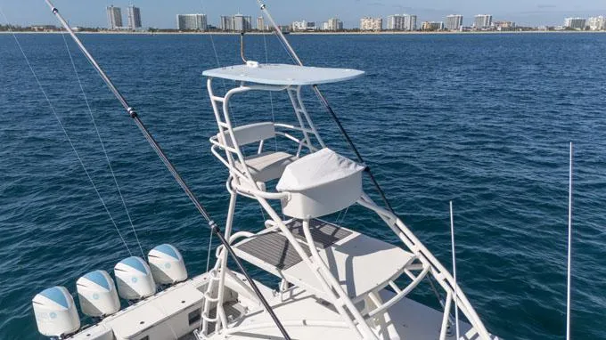 Reel Addiction Yacht Photos Pics 