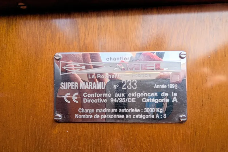 Iteration Yacht Photos Pics Plaque on 1994 Amel 53 Super Maramu, displaying model details and compliance information.