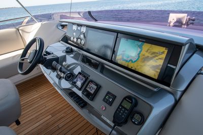Yacht
