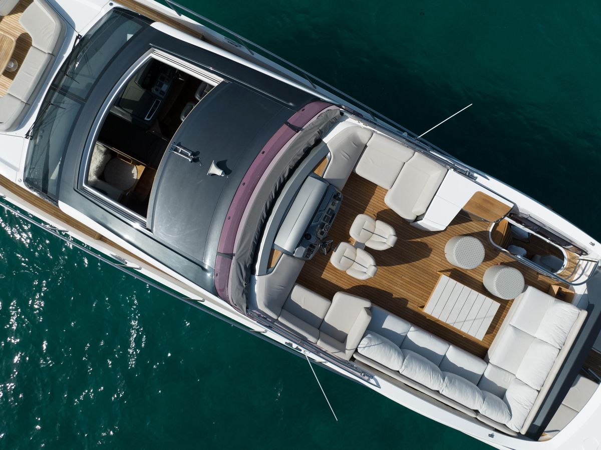 2019 Princess 80 