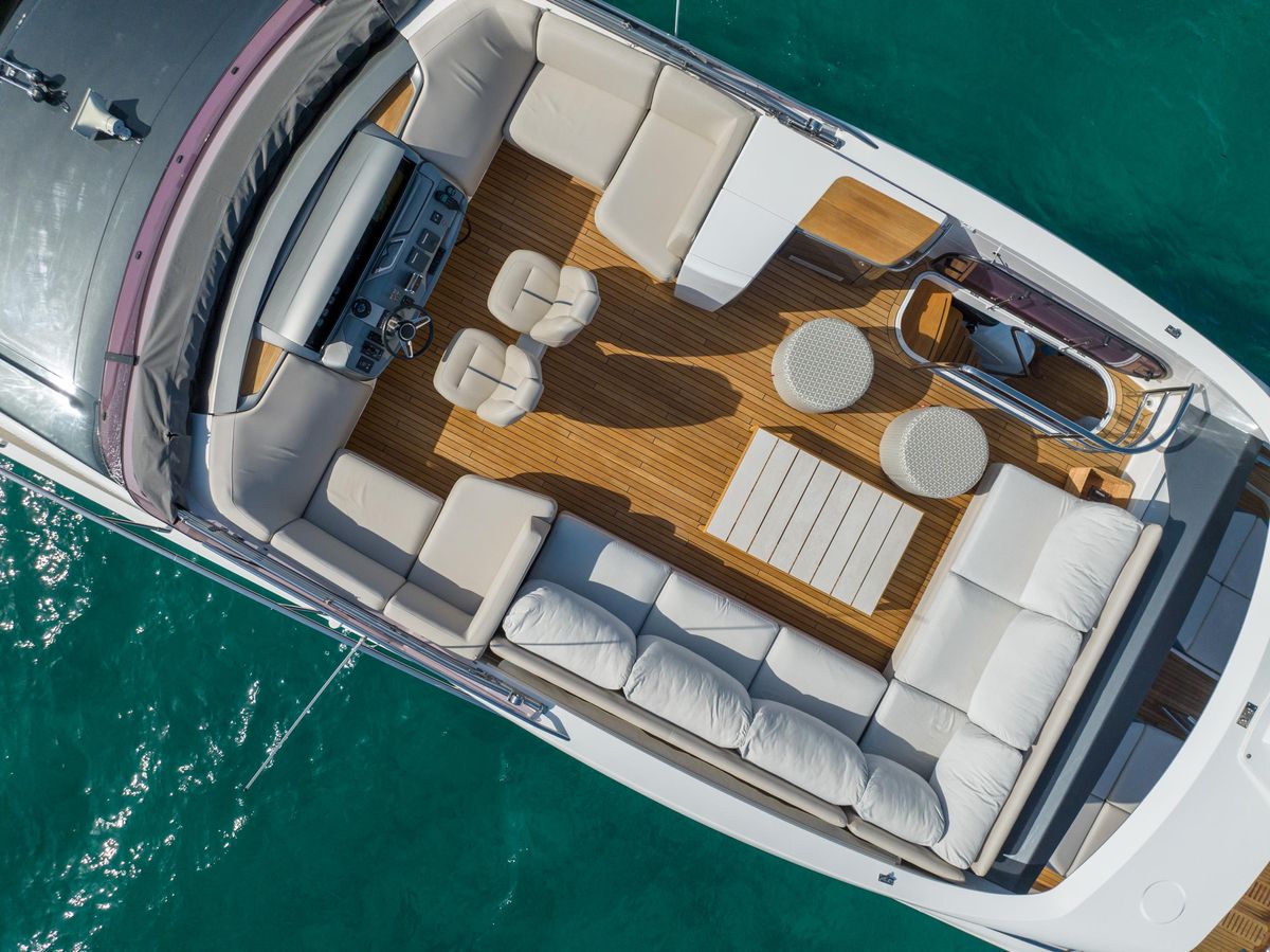 2019 Princess 80 