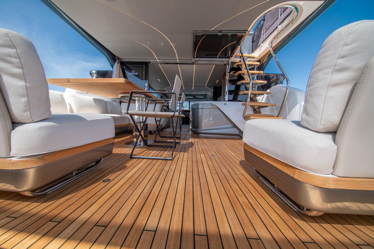 2019 Princess 80 