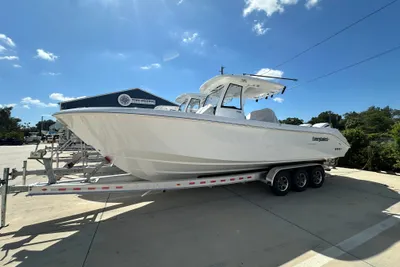 Everglades 315 CC