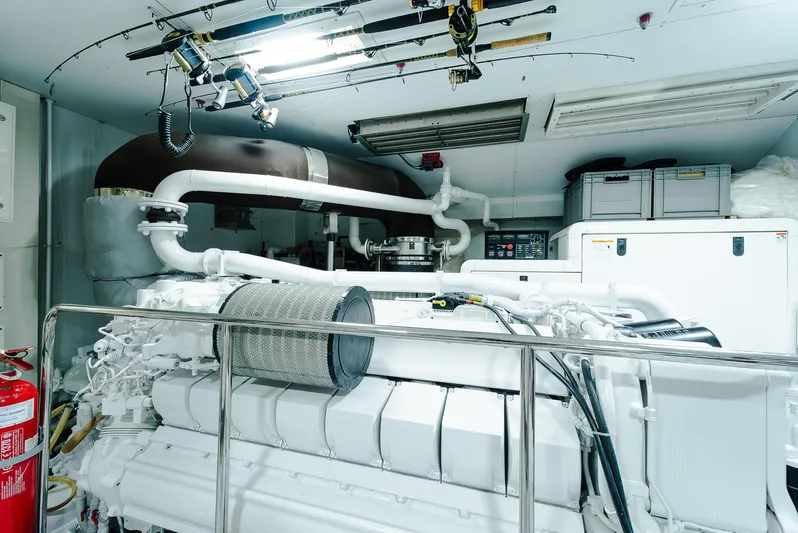 One And Only Yacht Photos Pics 