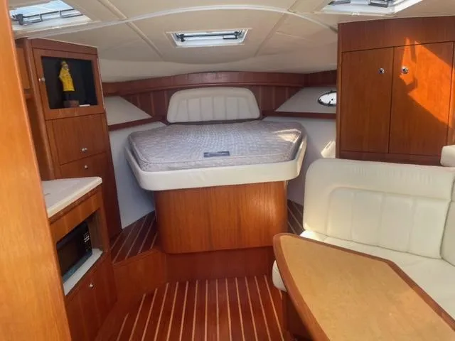 Eau La La Yacht Photos Pics Salon