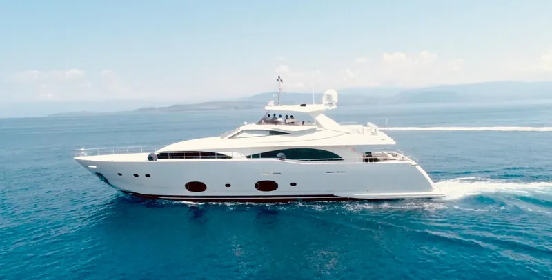  Yacht Photos Pics Ferretti Custom Line CL97 2009
