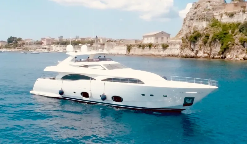  Yacht Photos Pics Ferretti Custom Line CL97 2009