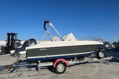 2019 B2 Marine CAP FERRET 572