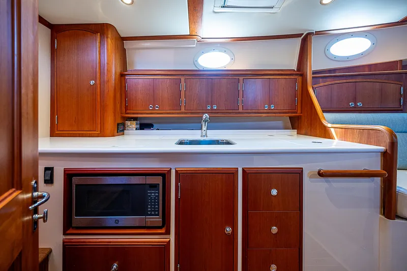 Sweet Annie Yacht Photos Pics 