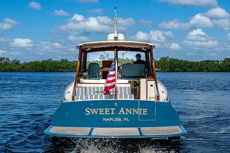 Sweet Annie Yacht Photos Pics 