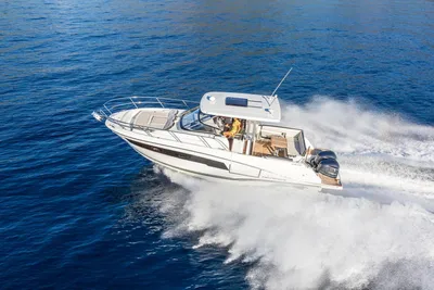 Jeanneau 10.5 WA