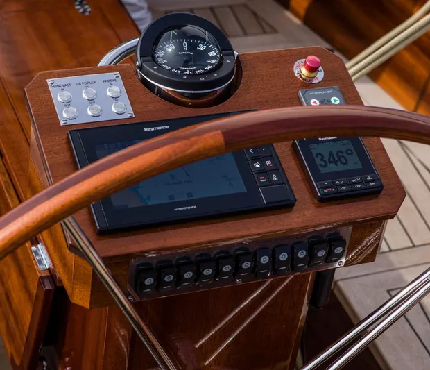  Yacht Photos Pics 2018 Spirit Yachts C63