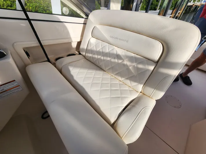  Yacht Photos Pics 2023 Grady-White Freedom 275 boat seat with quilted upholstery.