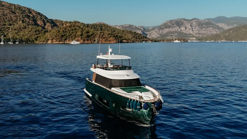  Yacht Photos Pics 