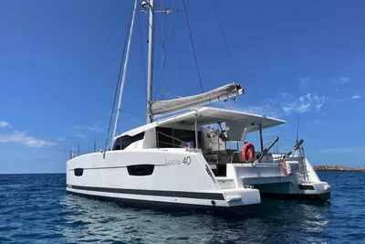 Fountaine Pajot Lucia 40