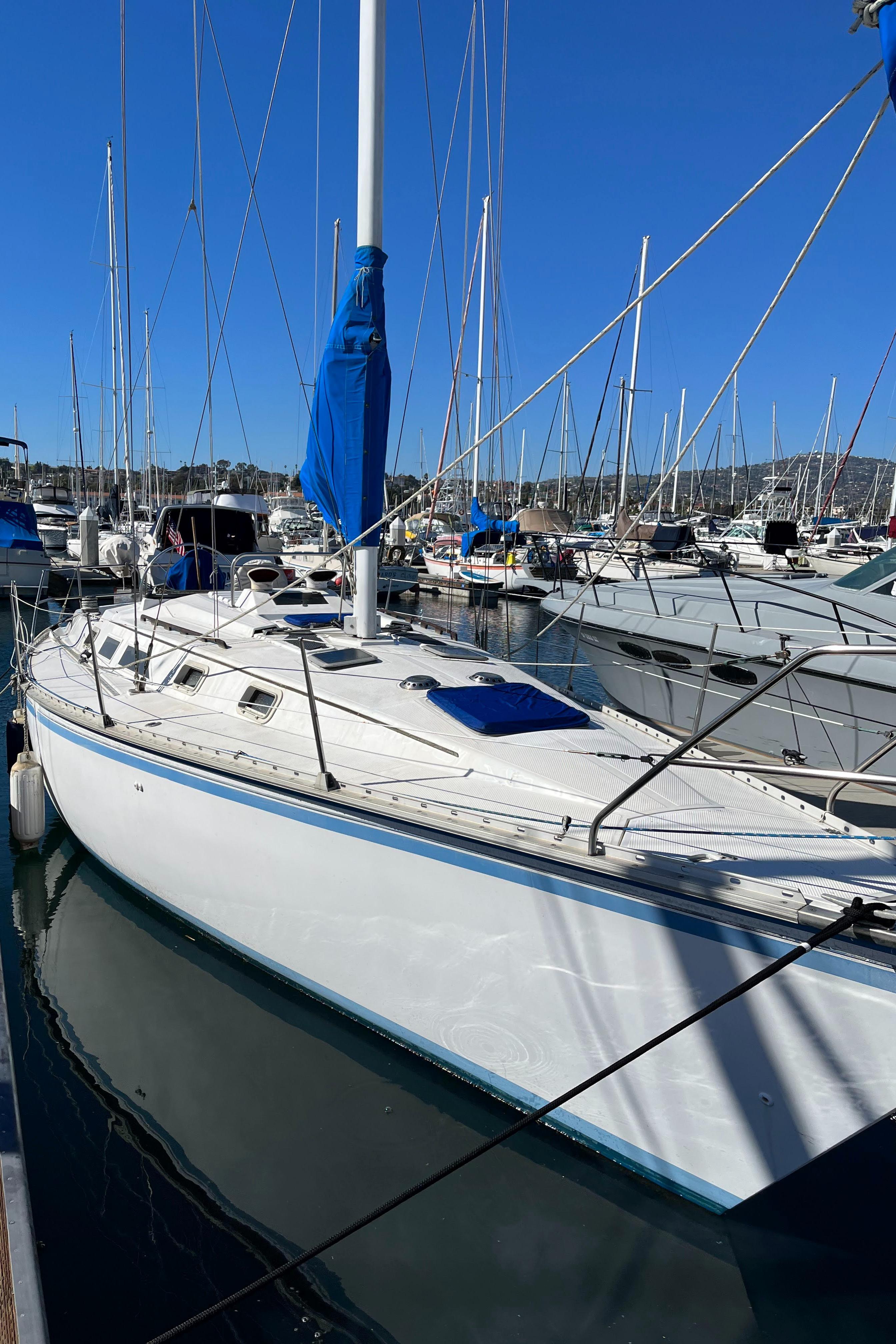 1985 Hunter 34 Cruiser for sale YachtWorld