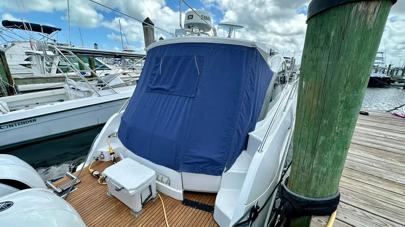 Aquabella Yacht Photos Pics 