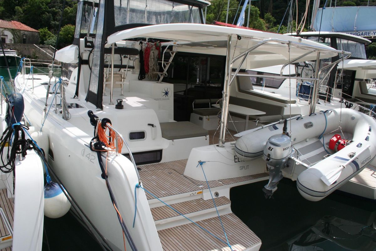 2018 Lagoon 42 