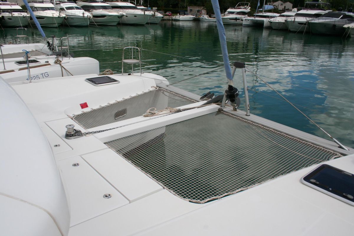 2018 Lagoon 42 