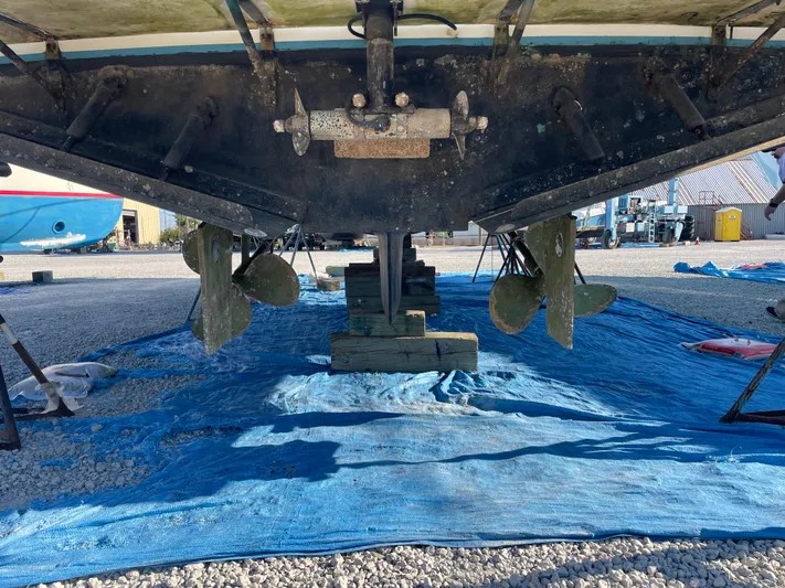 Shay M Less Yacht Photos Pics 