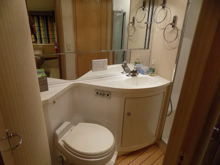 Time Out Yacht Photos Pics 