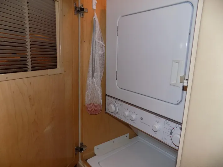 Time Out Yacht Photos Pics 