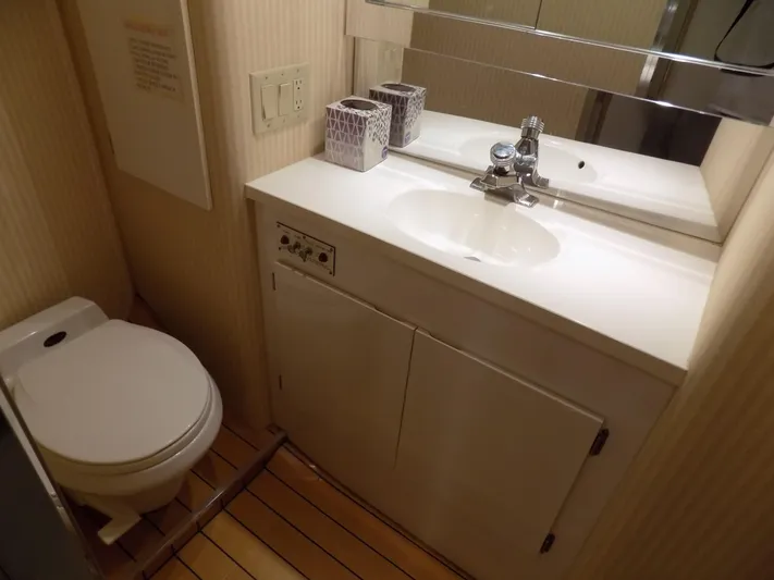 Time Out Yacht Photos Pics 