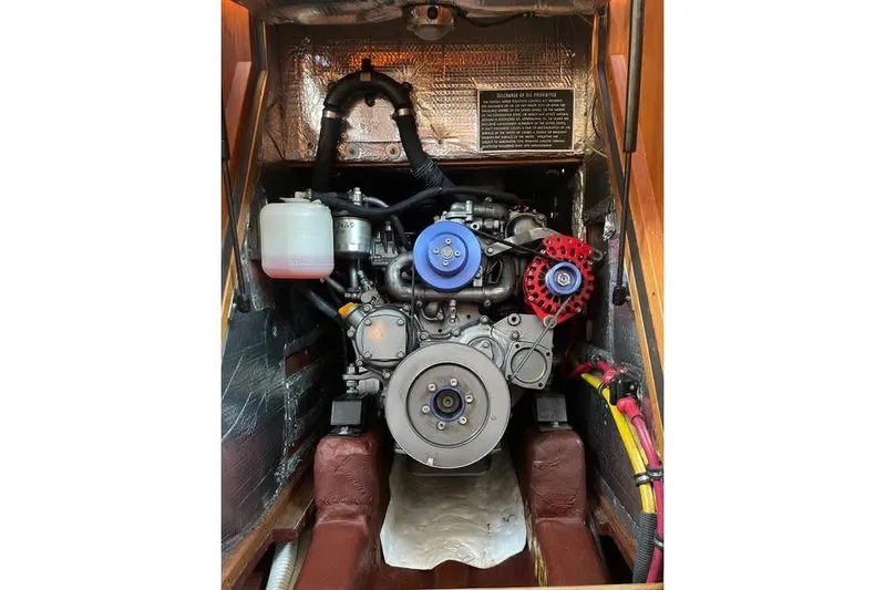 White Rose Yacht Photos Pics Yanmar diesel engine w/only 618 hours