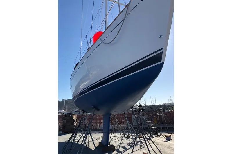 White Rose Yacht Photos Pics Sabre 426 With Deep Performance Bulb Keel