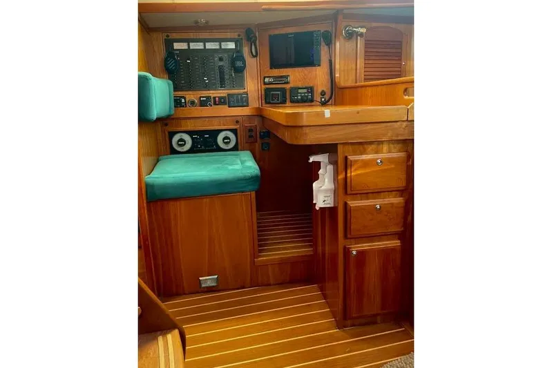 White Rose Yacht Photos Pics &nbsp;Navigation station and wooden cabinetry.