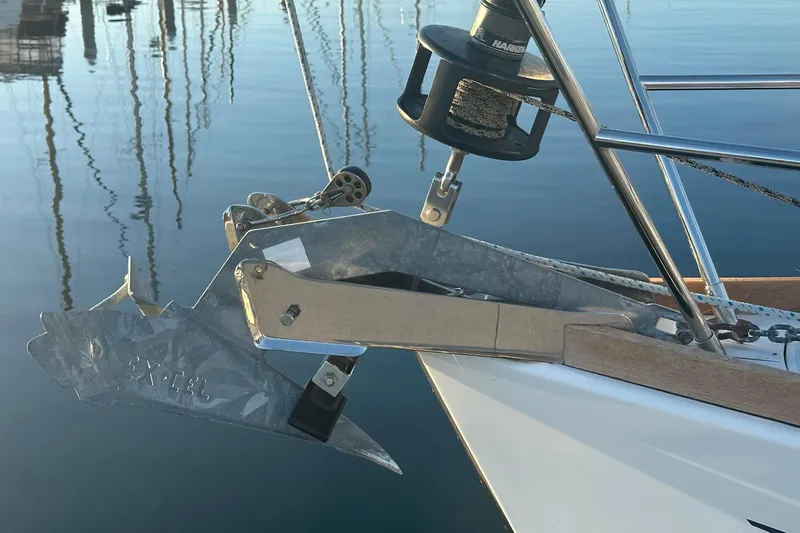 White Rose Yacht Photos Pics Bow of 2004 Sabre 426 sailboat with anchor and winch system.