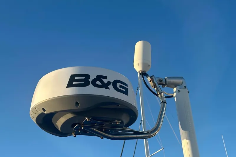 White Rose Yacht Photos Pics B&G radar equipment on a 2004 Sabre 426 sailboat against a clear blue sky.