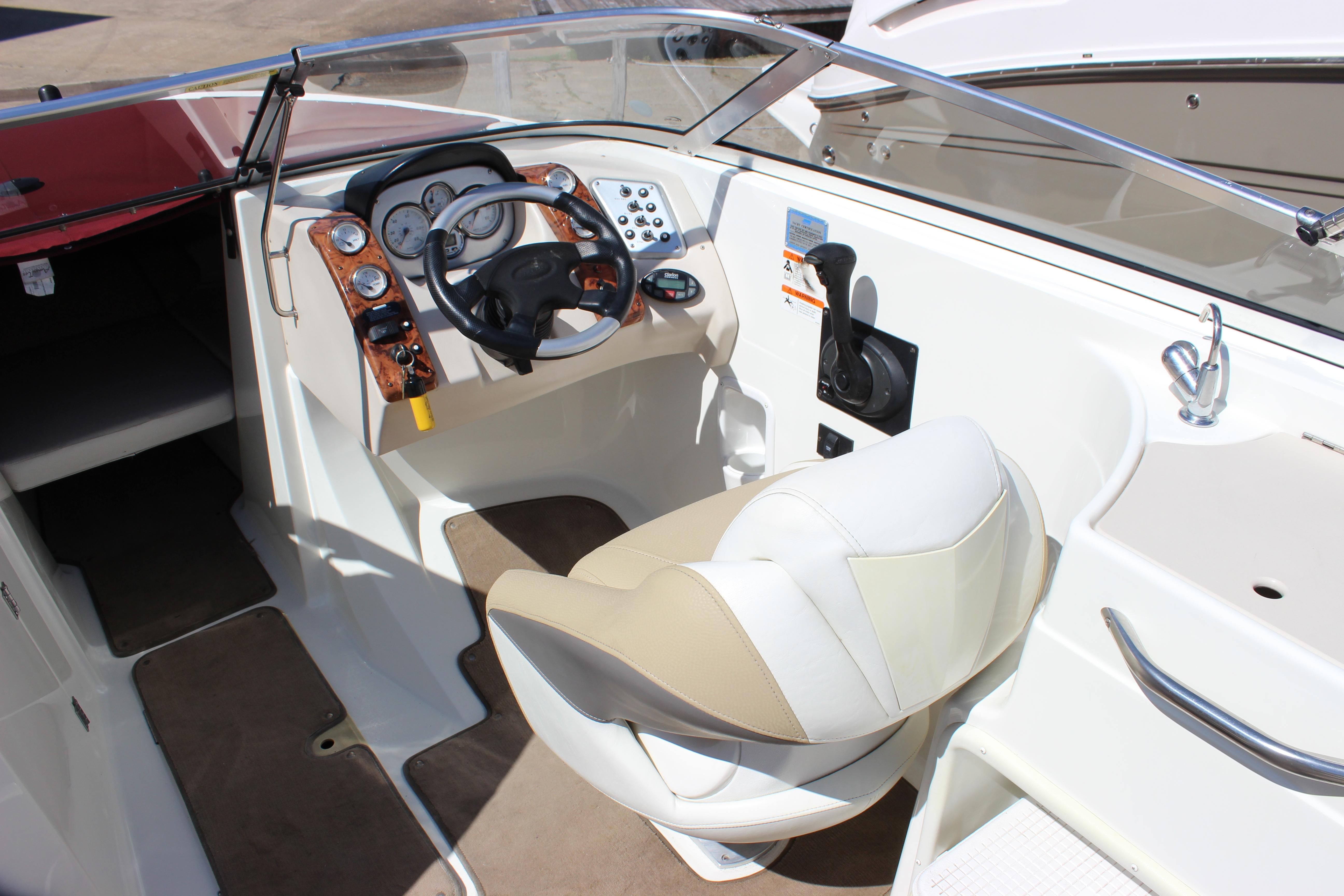 2005 Larson LXi 268 Runabout for sale - YachtWorld