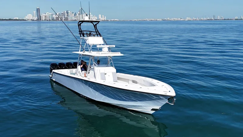 Simply Knot II Yacht Photos Pics 