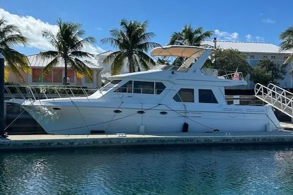 Sea B's - 1999 Navigator 4800