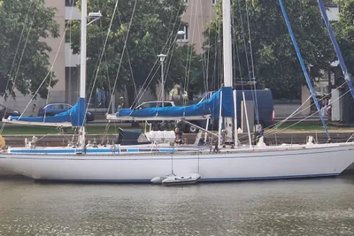 Nautor Swan 65