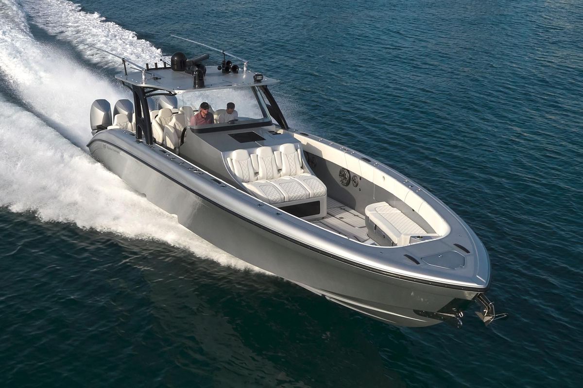 2021 Midnight Express 43 