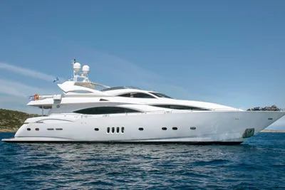 2000 Sunseeker 105 Yacht