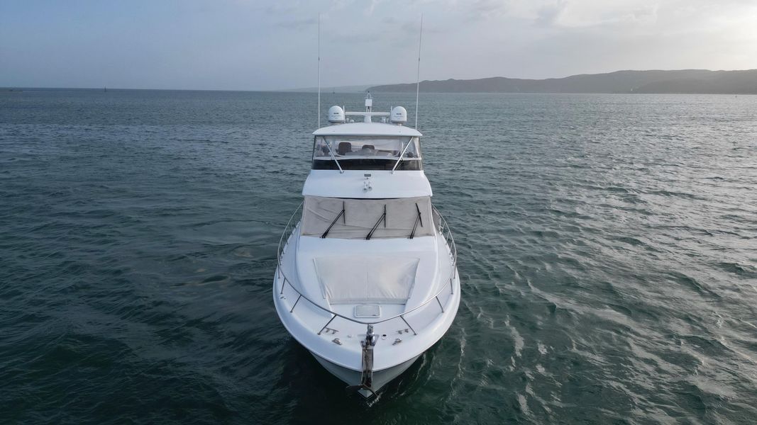 2006 Hatteras 64 Motor Yacht