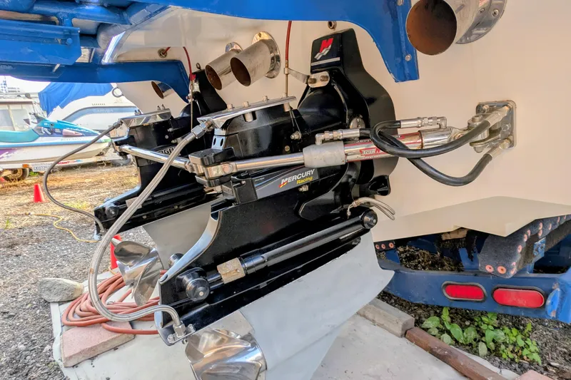 Frisco's Finest Yacht Photos Pics 2000 Advantage Poker Run 40 boat with Mercury Racing engines and outdrives.