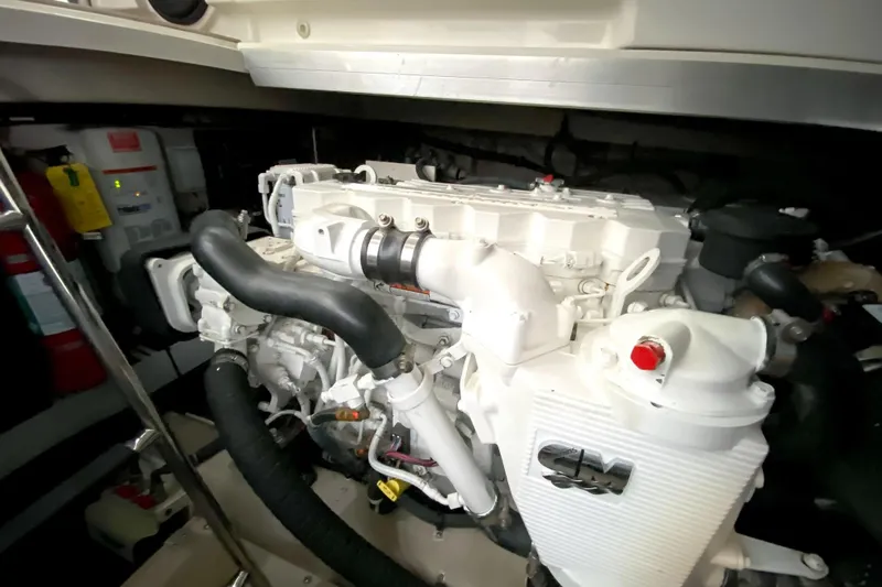 Door V Door Yacht Photos Pics 