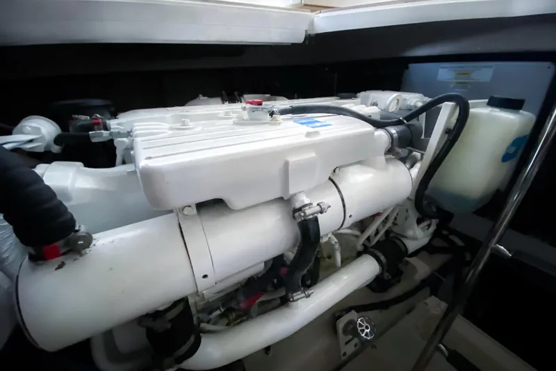 Door V Door Yacht Photos Pics 