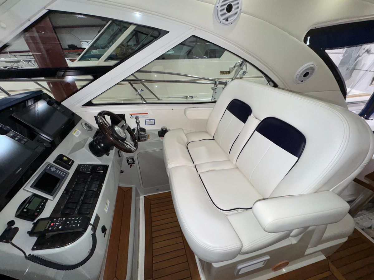 2011 Sea Ray 47 