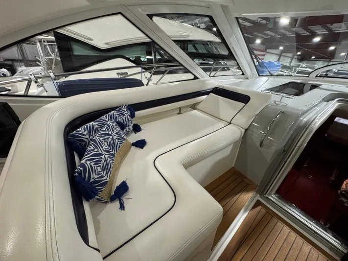 Door V Door Yacht Photos Pics 