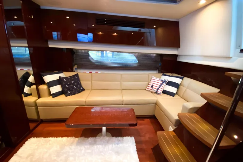 Door V Door Yacht Photos Pics 