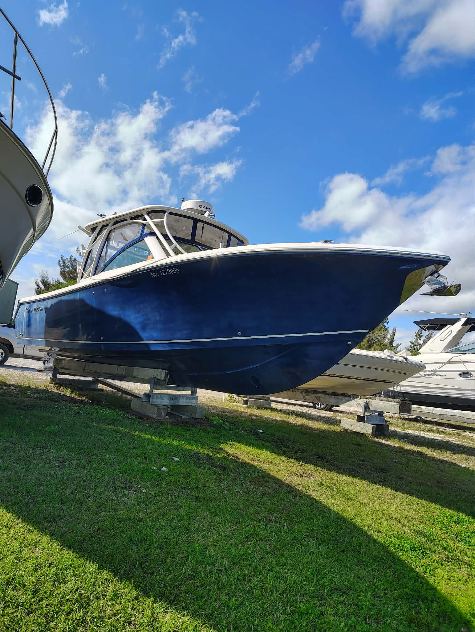 Sailfish 325 Dual Console