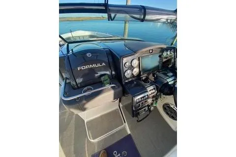  Yacht Photos Pics 2018 Formula 350 Crossover Bowrider dashboard with navigation controls and gauges.