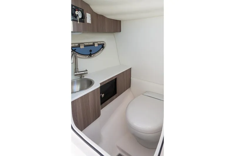  Yacht Photos Pics Manufacturer Provided Image